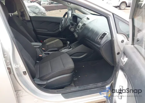 2017 Kia Forte Lx z USA, uszkodzony, nr VIN KNAFK5A88H5695216